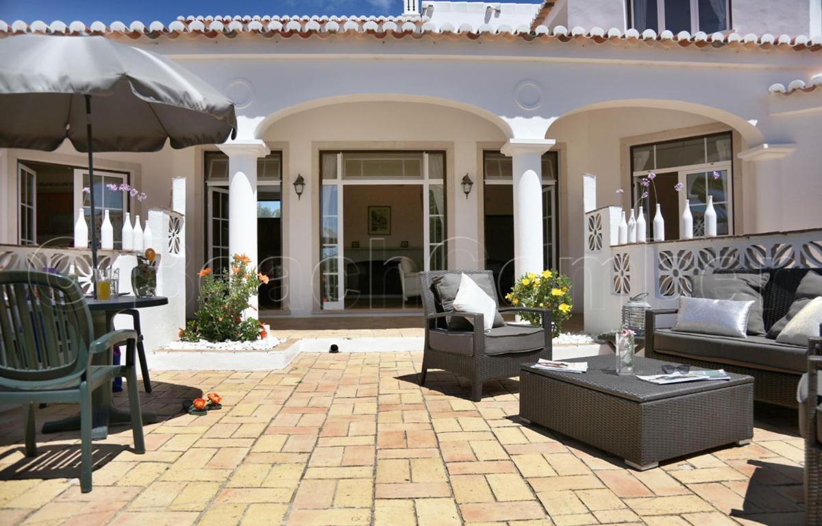 Casa Beachcomber Le Jardin Des Arts Лагуш Экстерьер фото